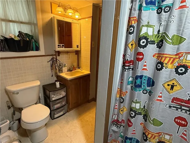 $185,000 | 919 North 10th Street, Humboldt, KS 66748