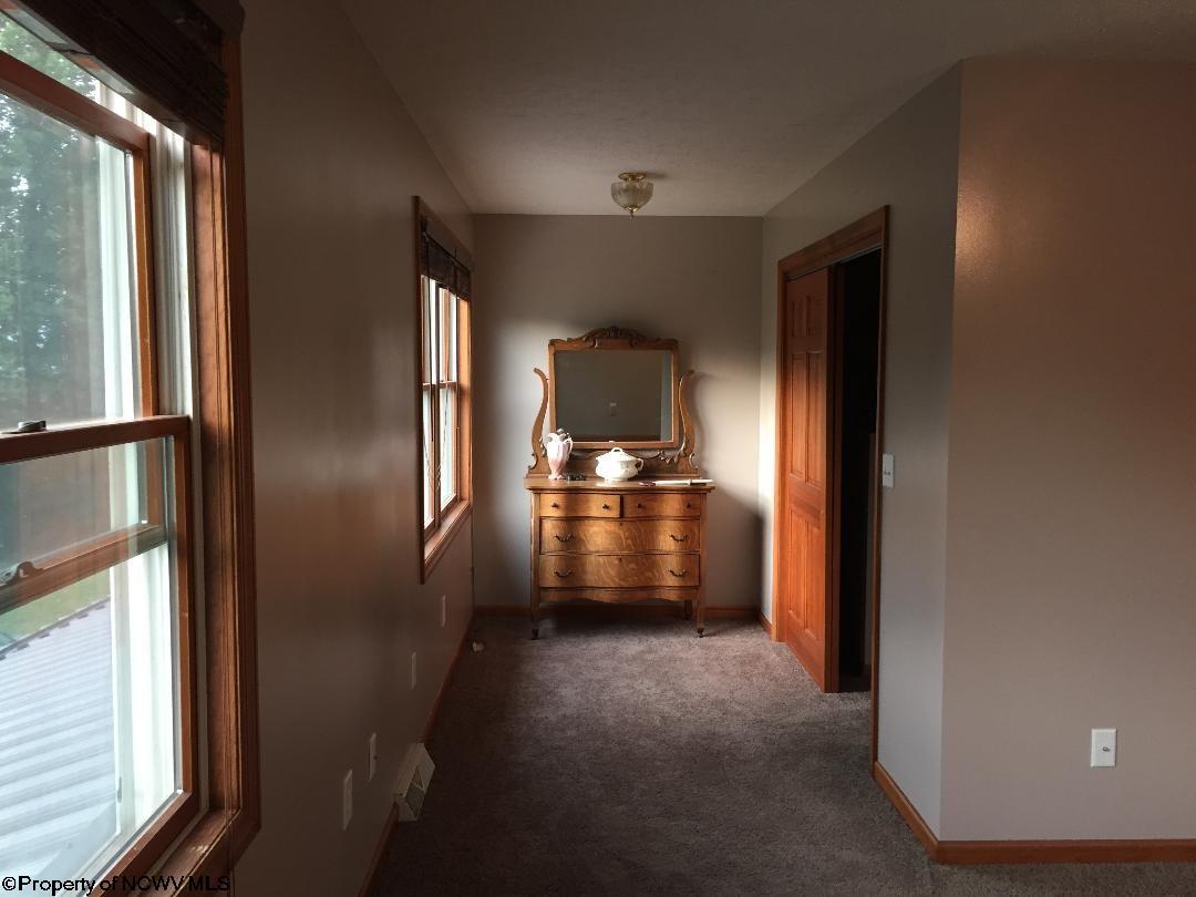 1852 East Grafton Road Fairmont, WV 26554 - Photo 6 of 20 Gallery Image 6