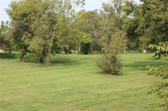 $1,320,000 | 15665 South Moonlight Road, Olathe, KS 66061