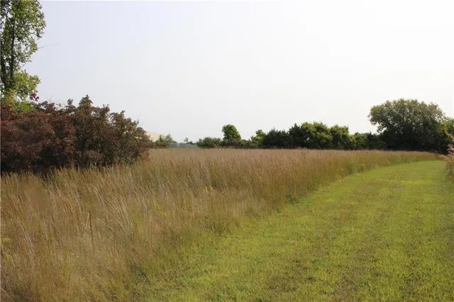 $1,320,000 | 15665 South Moonlight Road, Olathe, KS 66061