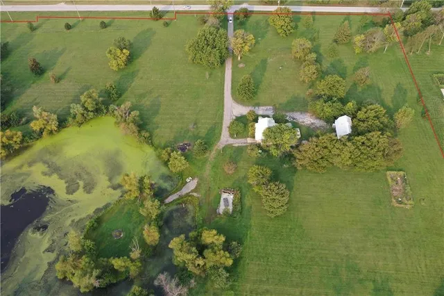 $1,320,000 | 15665 South Moonlight Road, Olathe, KS 66061