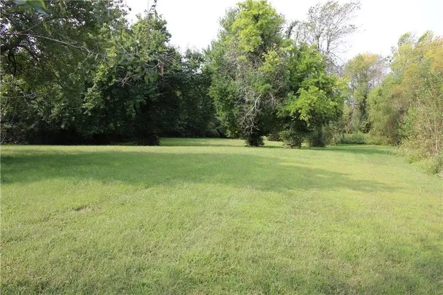 $1,320,000 | 15665 South Moonlight Road, Olathe, KS 66061