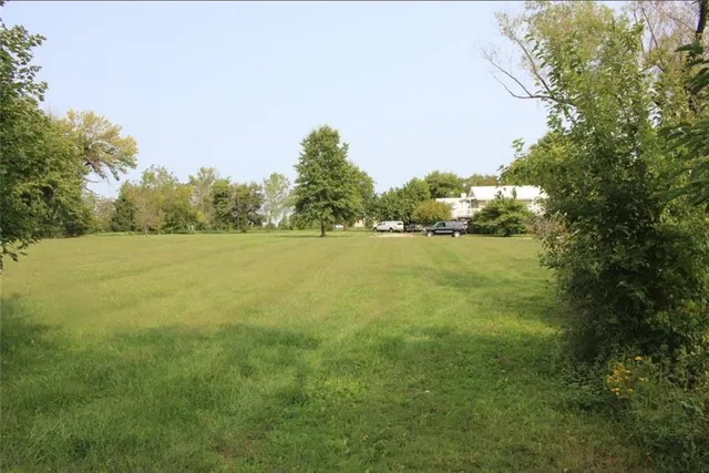 $1,320,000 | 15665 South Moonlight Road, Olathe, KS 66061