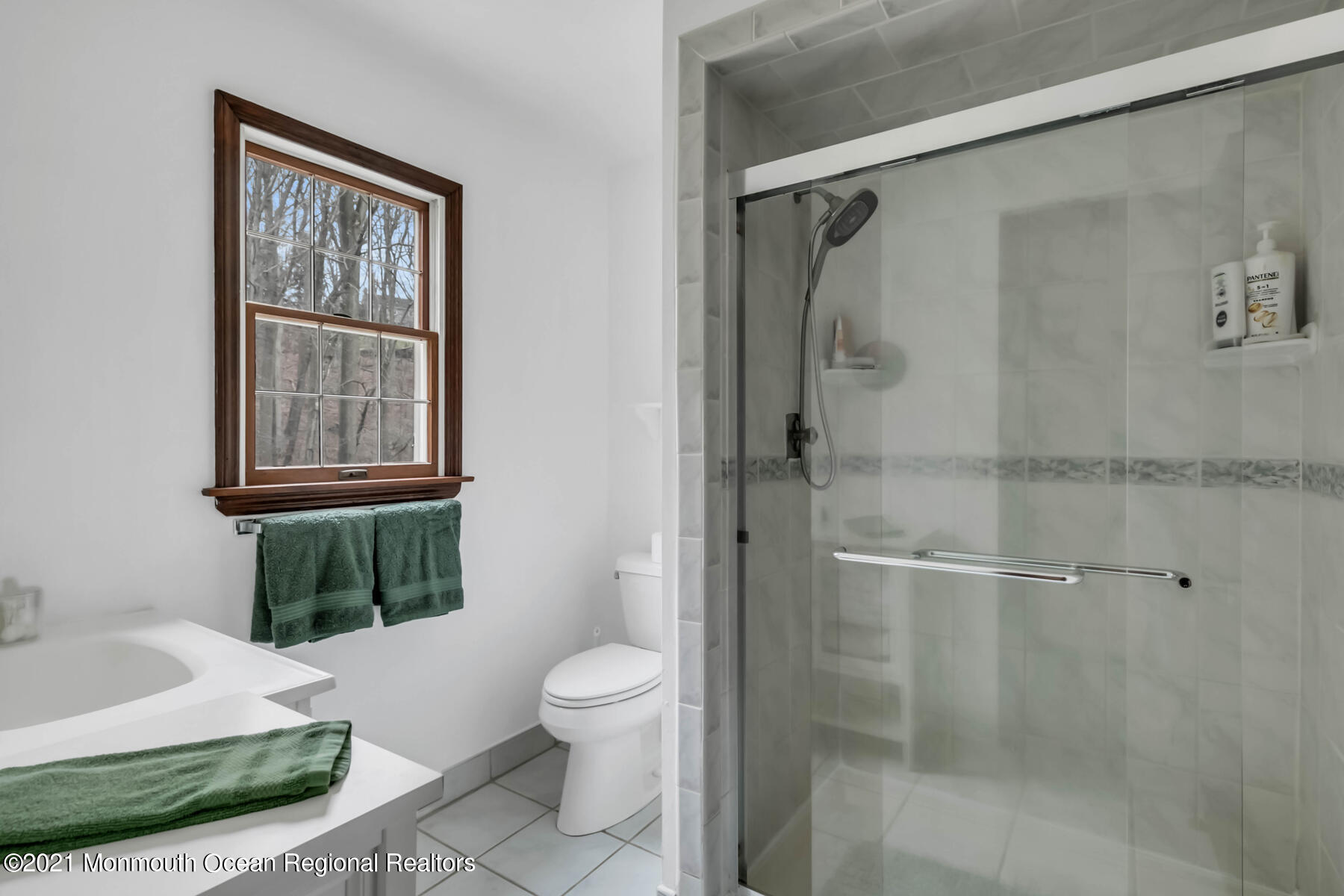 12 Borden Road Middletown, NJ 07748 - Photo 26 of 32 MASTER BATH
