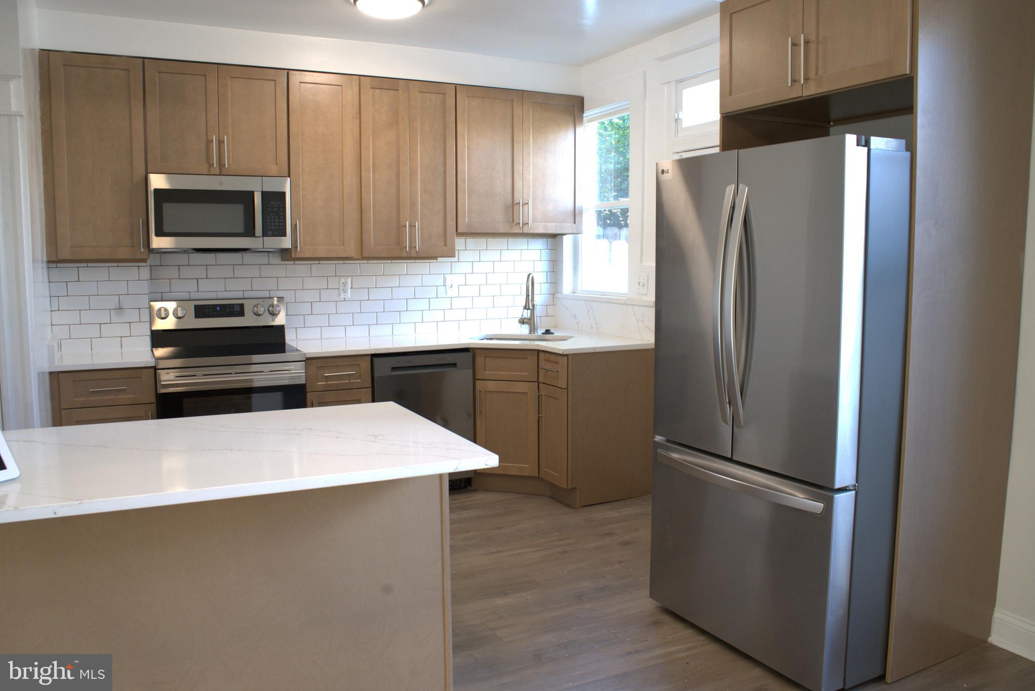 117 South Wickham Road Baltimore, MD 21229 - Photo 36 of 121 Kitchen15