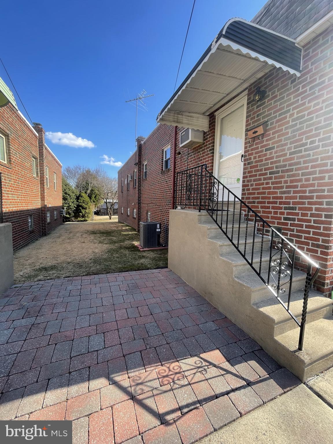 8325 Rising Sun Avenue Philadelphia, PA 19111 - Photo 2 of 30 Gallery Image 2