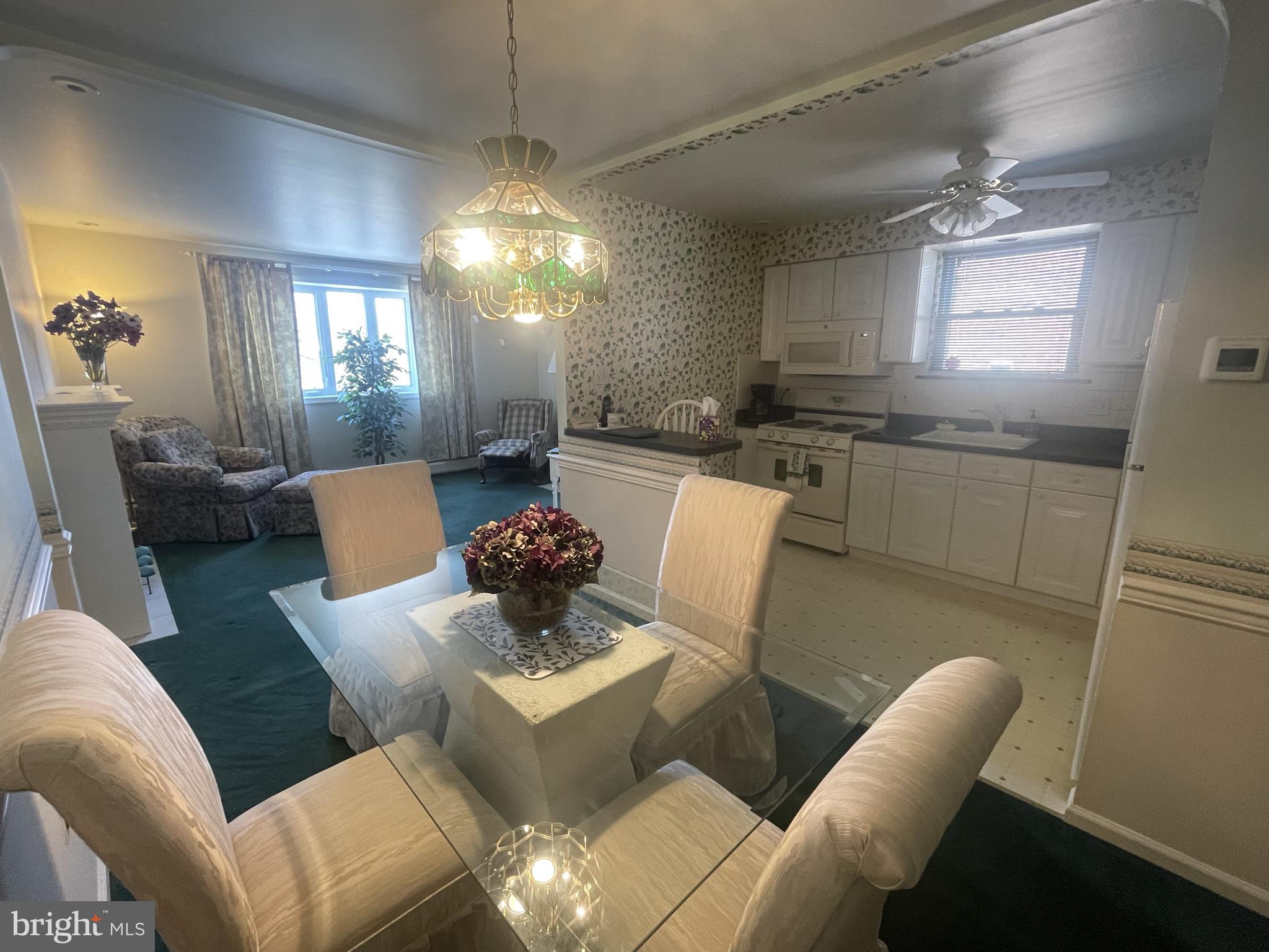 8325 Rising Sun Avenue Philadelphia, PA 19111 - Photo 5 of 30 Gallery Image 5