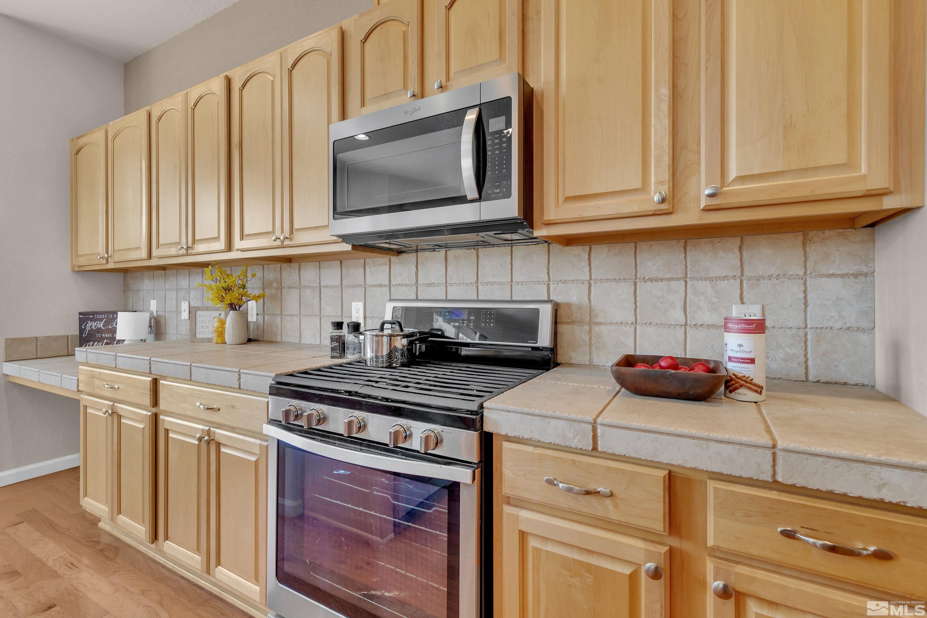 10039 Cascade Falls Drive Reno, NV 89521 - Photo 10 of 29 Photo 10