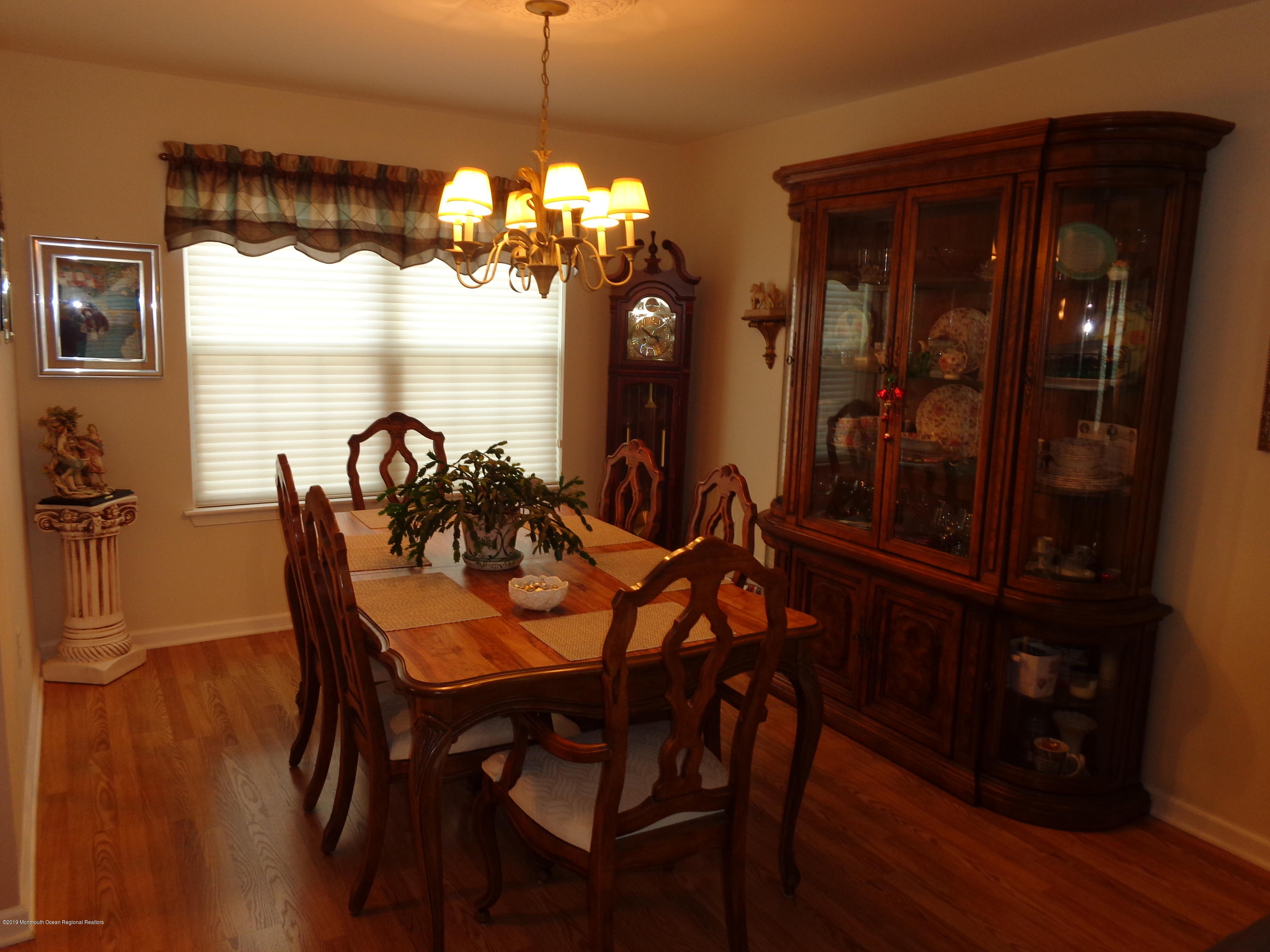69 Ridge Place Freehold, NJ 07728 - Photo 8 of 10 DSC00406