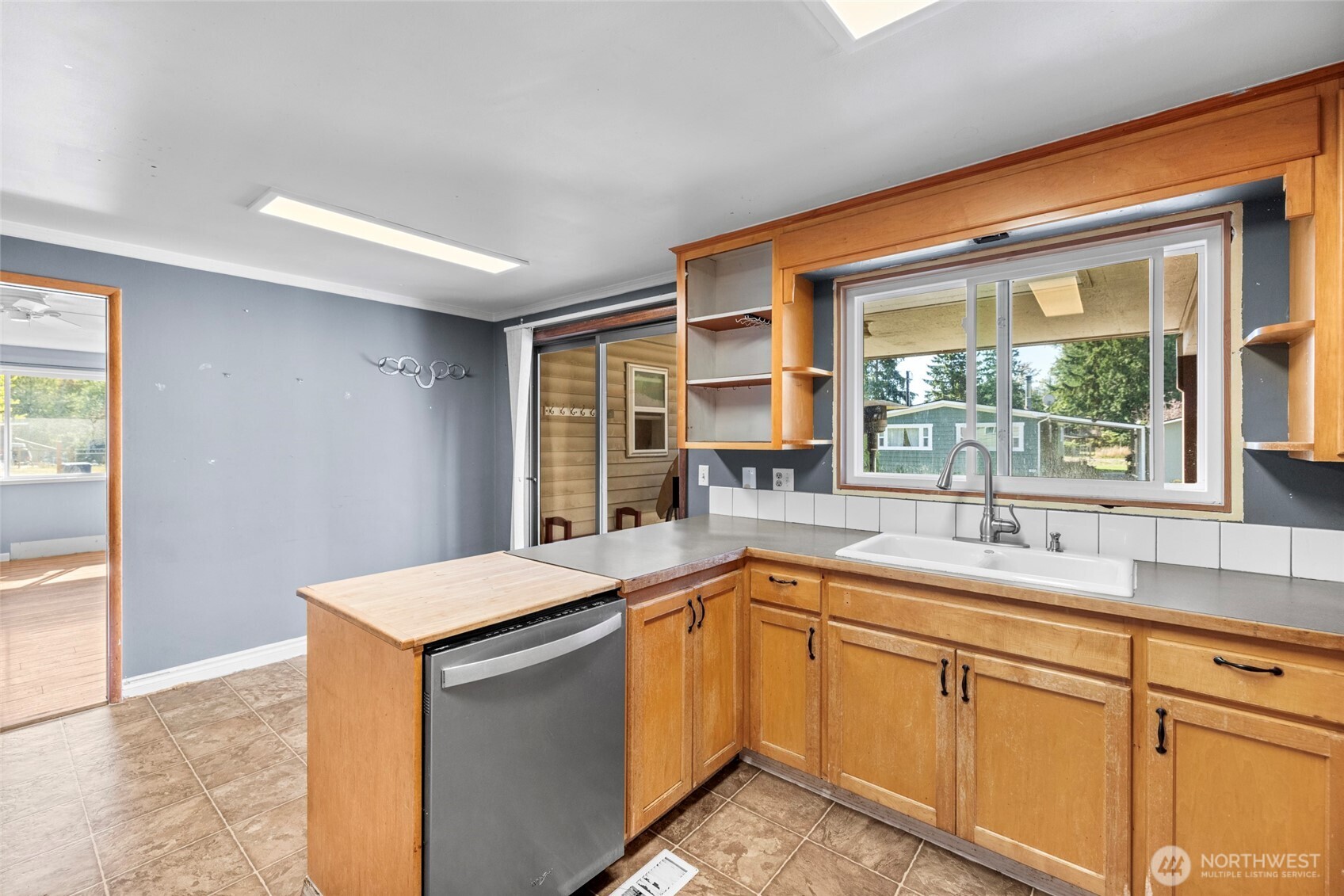 849 Burlingame Road Mount Vernon, WA 98274 - Photo 7 of 33 Gallery Image 7