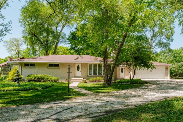 $650,000 | 12400 Elmhurst Parkway, Elm Grove, WI 53122