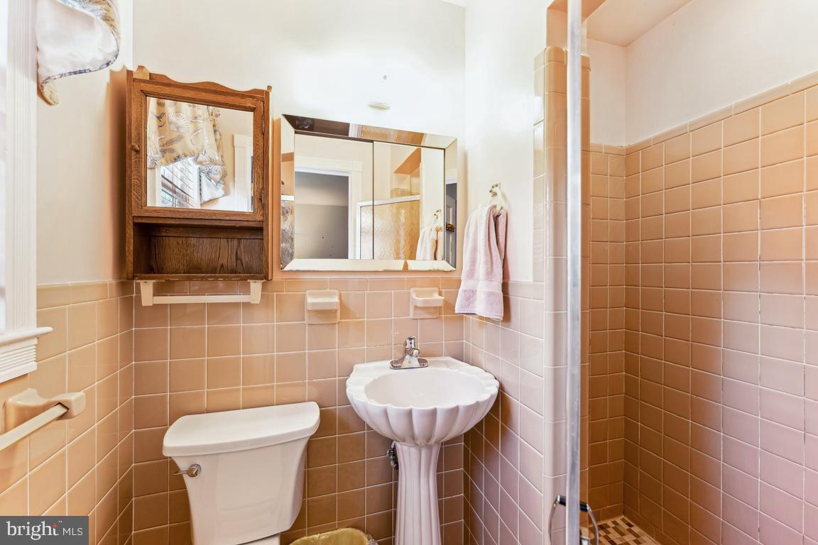 9949 Frederick Road Ellicott City, MD 21042 - Photo 19 of 35 Gallery Image 19