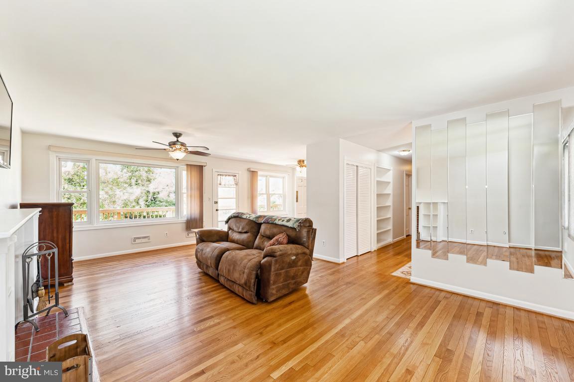 9949 Frederick Road Ellicott City, MD 21042 - Photo 5 of 35 Gallery Image 5