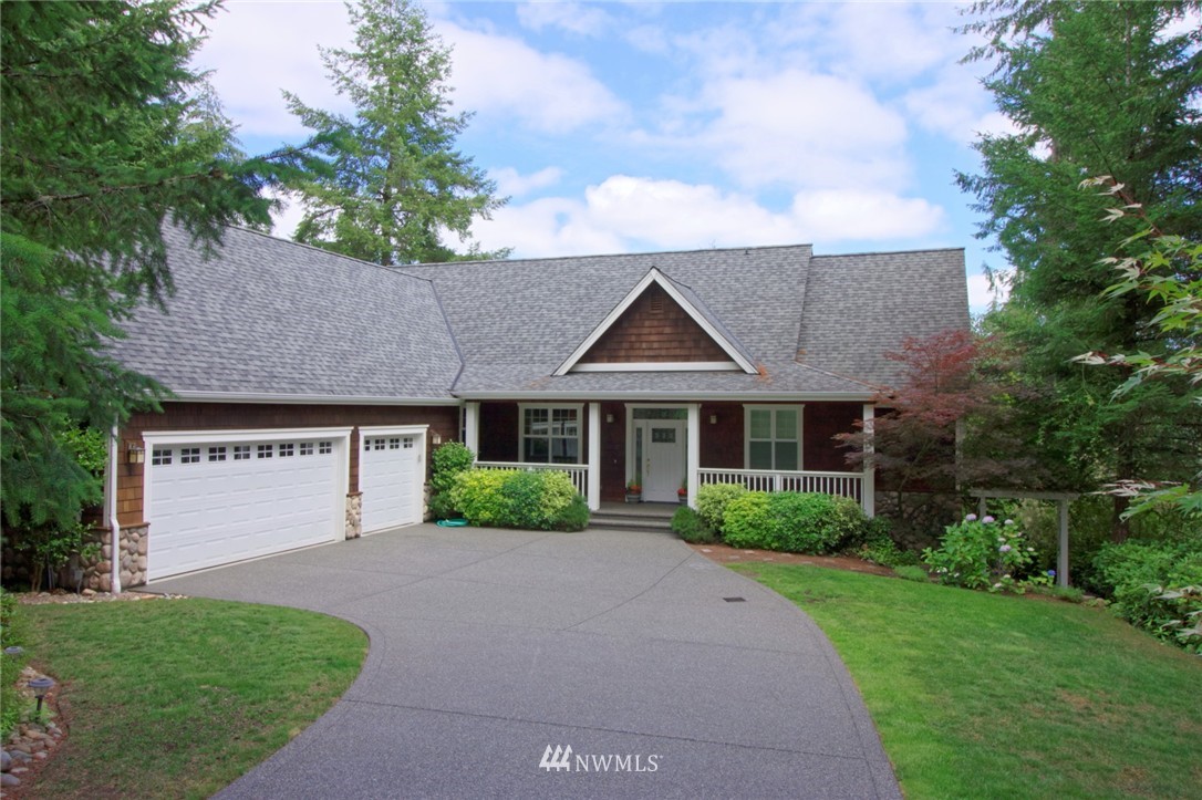 181 East Soderberg Road Allyn, WA 98524 - Photo 1 of 25 Gallery Image 1