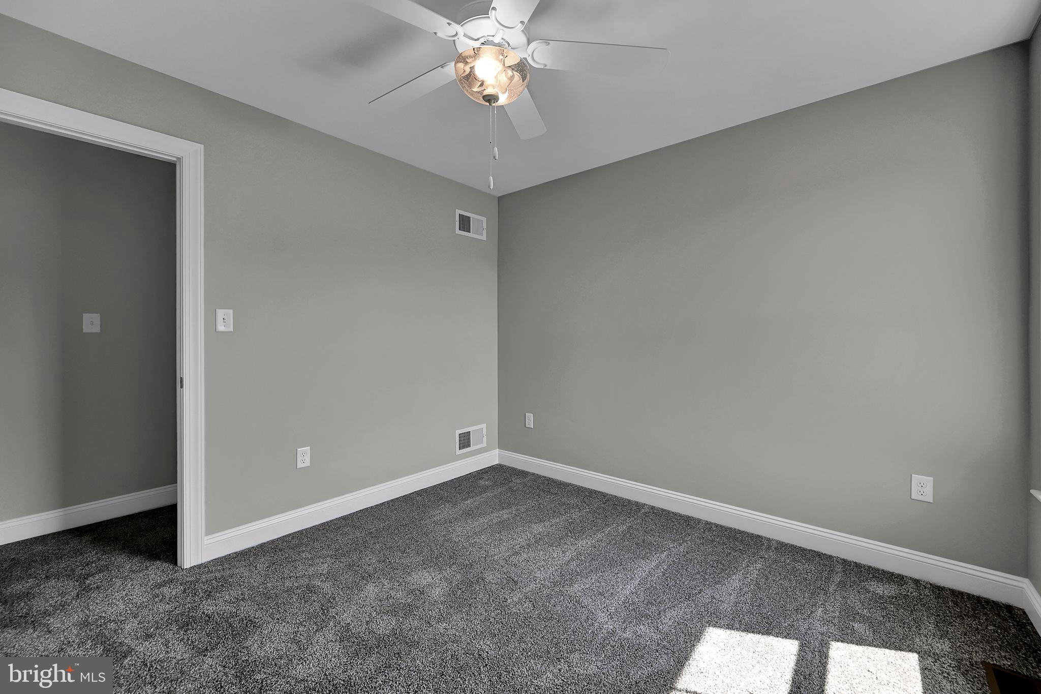 3241 Foxcroft Way York, PA 17406 - Photo 27 of 50