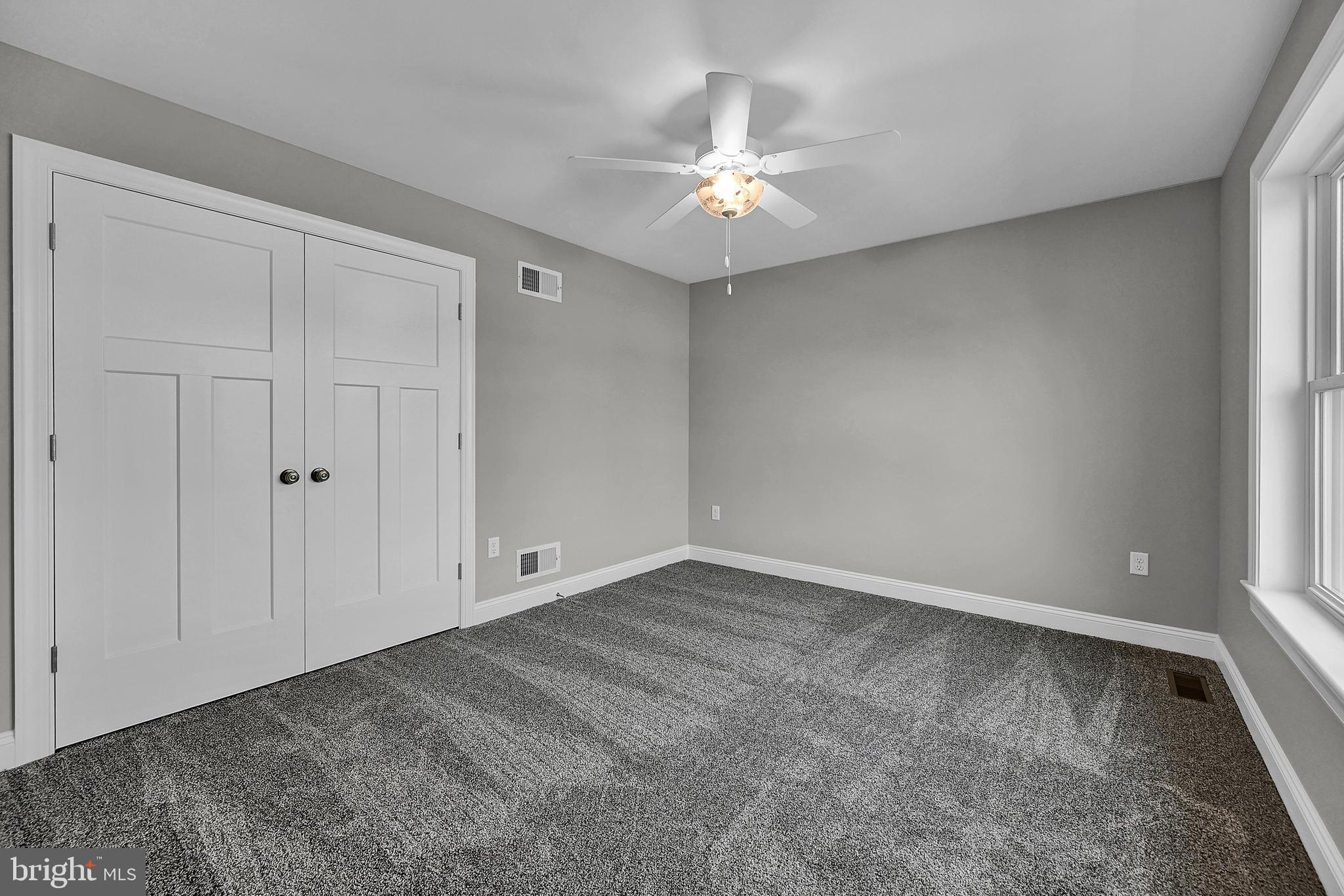 3241 Foxcroft Way York, PA 17406 - Photo 35 of 50