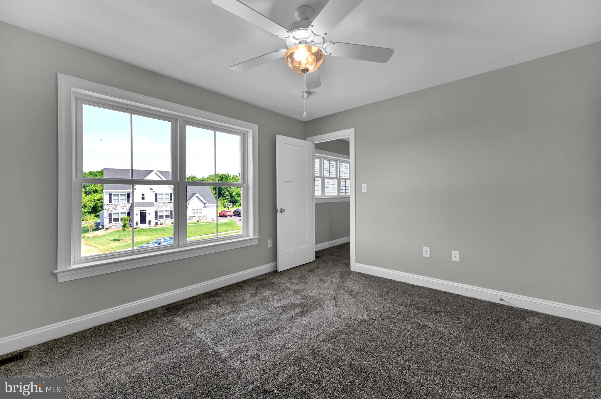 3241 Foxcroft Way York, PA 17406 - Photo 37 of 50