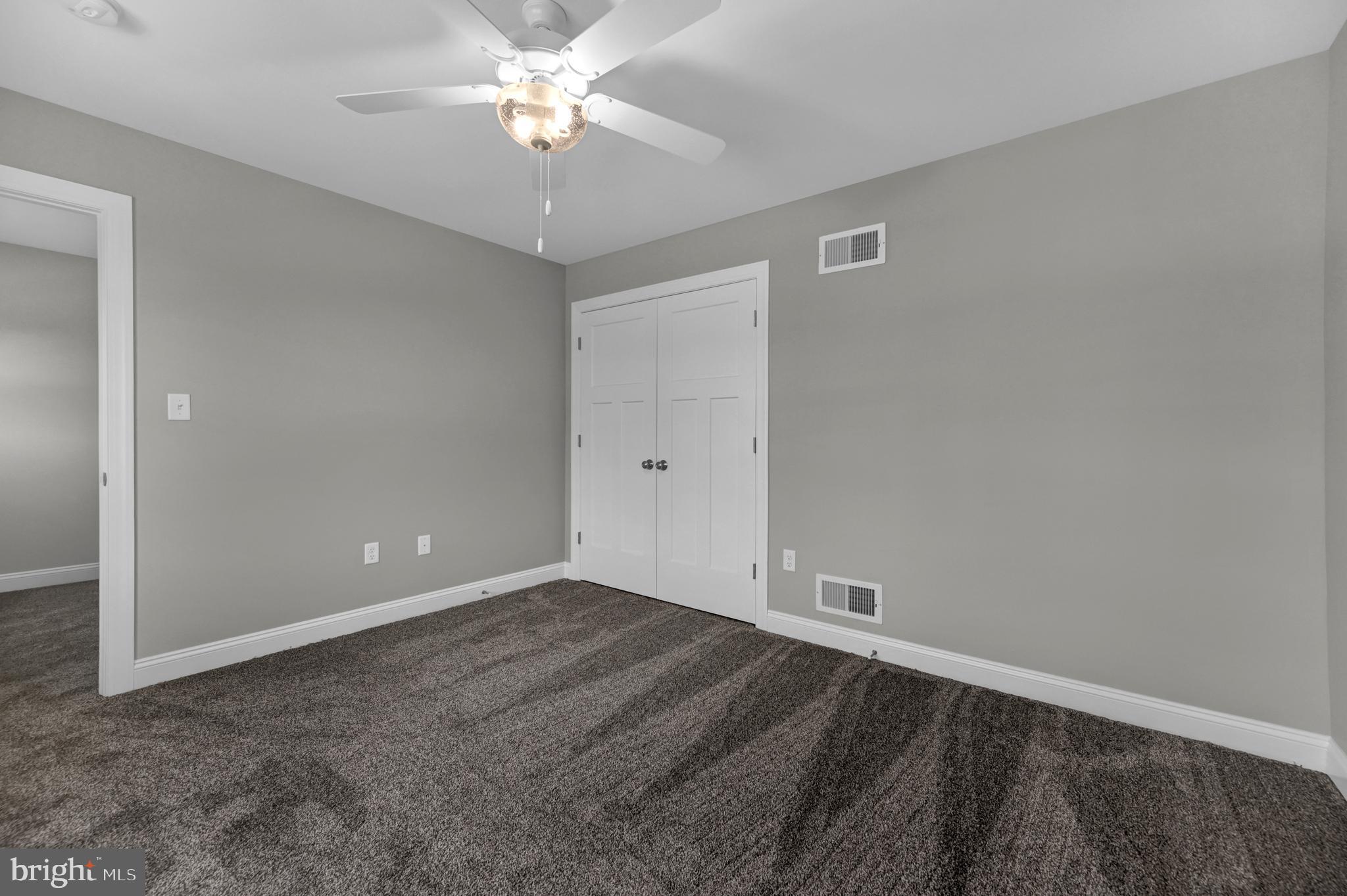 3241 Foxcroft Way York, PA 17406 - Photo 38 of 50