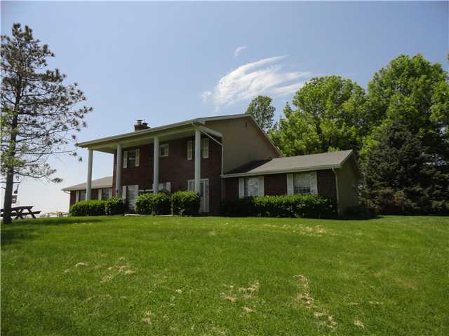 335 Rockmill Road Southwest Lancaster, OH 43130 - Photo 3 of 12