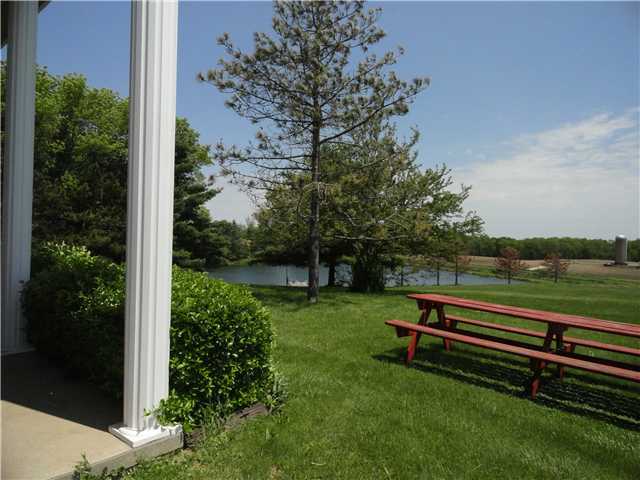 335 Rockmill Road Southwest Lancaster, OH 43130 - Photo 8 of 12