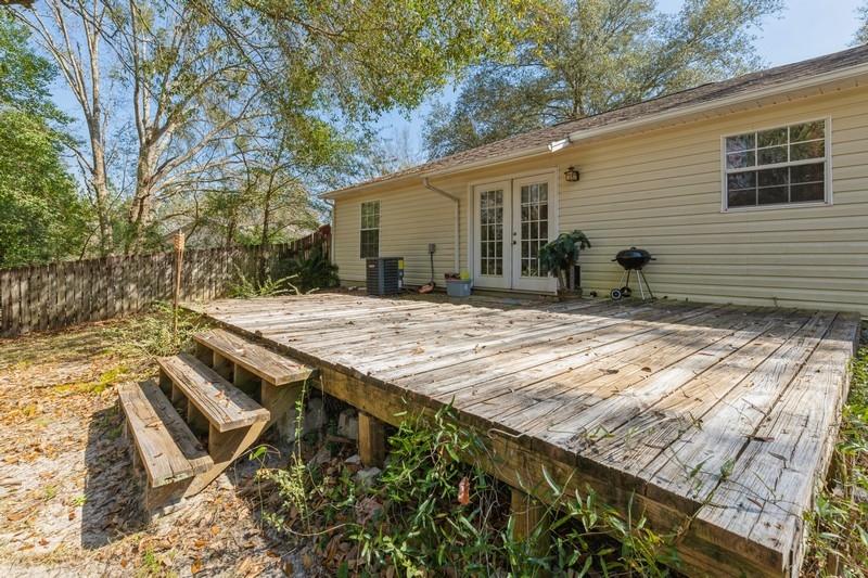 138 Edna Drive Crestview, FL 32536 - Photo 25 of 26 a view of house with backyard and sitting area