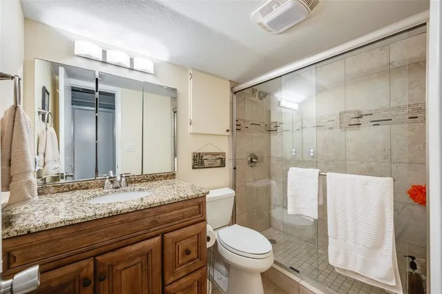 $324,900 | 5200 Country Club Drive, DeCordova, TX 76049