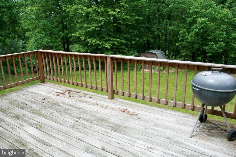 5367 Freezeland Road Linden, VA 22642 - Photo 13 of 29 Deck