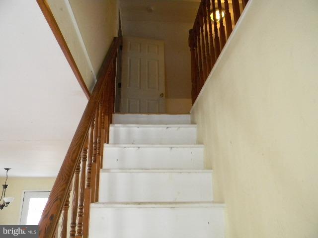3922 North Point Road Baltimore, MD 21222 - Photo 12 of 22 a view of entryway