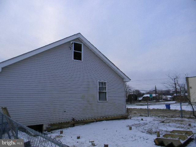3922 North Point Road Baltimore, MD 21222 - Photo 20 of 22 a view of a backyard