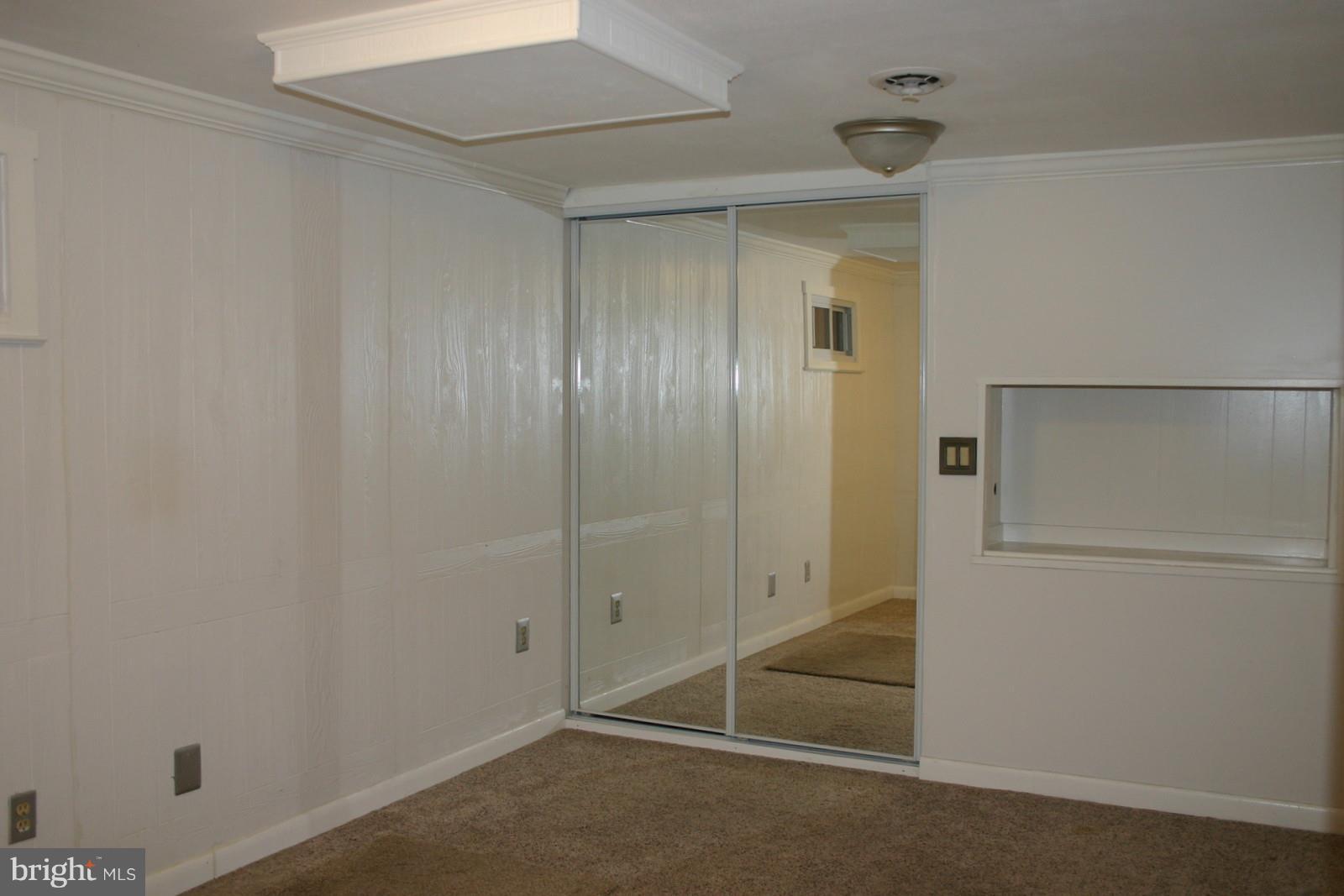 1622 Oldtown Road Edgewater, MD 21037 - Photo 22 of 37 Lower Level Room