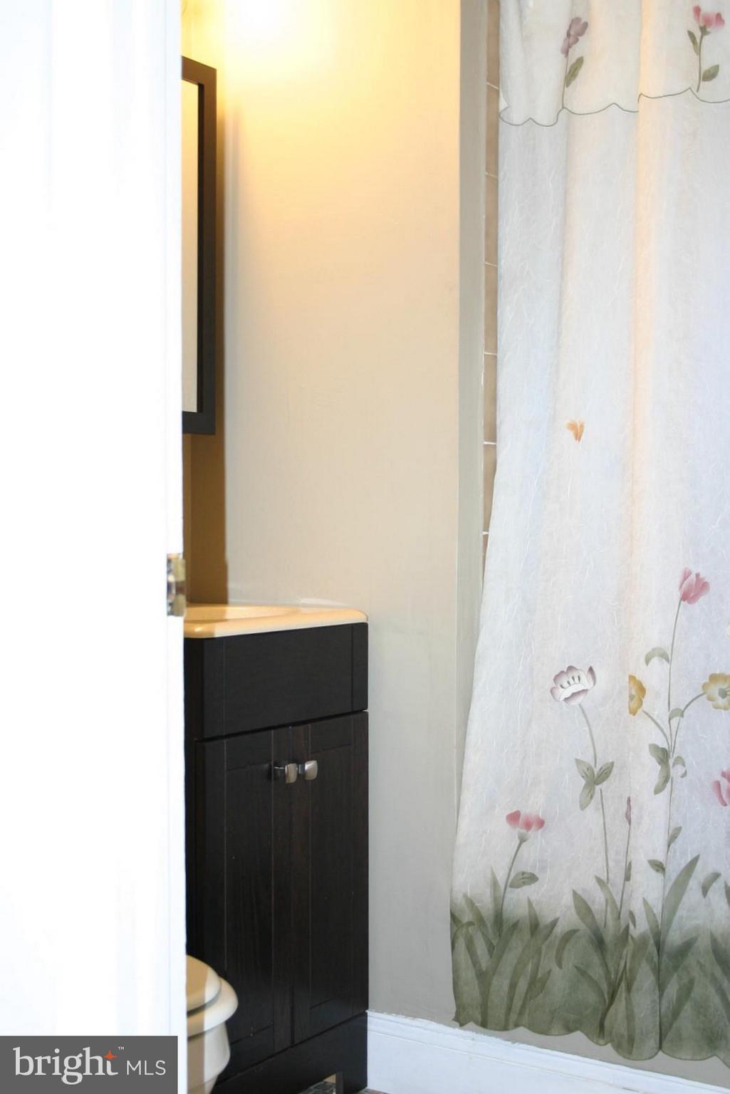 1622 Oldtown Road Edgewater, MD 21037 - Photo 26 of 37 Lower Level Full Bath