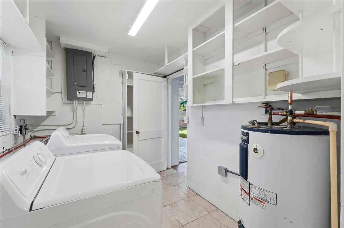 1408 New Jersey Road Lakeland, FL 33803 - Photo 39 of 58 42-Laundry Area