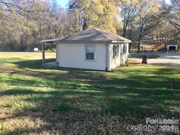 $1,000 | 105 White Avenue, Kannapolis, NC 28081