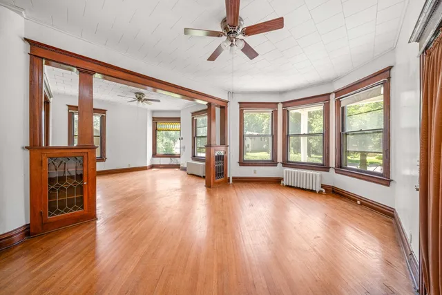 $275,000 | 205 South Gage Street, Somonauk, IL 60552