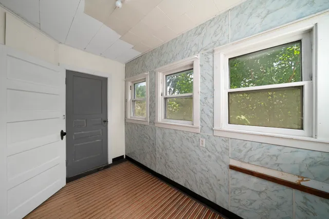 $275,000 | 205 South Gage Street, Somonauk, IL 60552