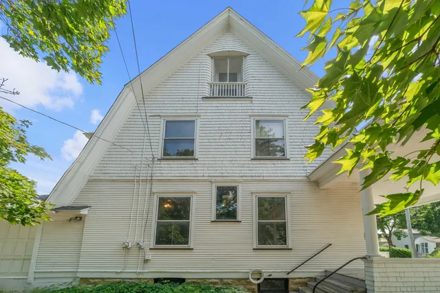 $275,000 | 205 South Gage Street, Somonauk, IL 60552