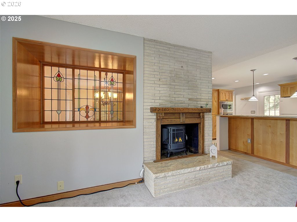 32320 Northeast Ammeter Road Washougal, WA 98671 - Photo 3 of 26 Family Room