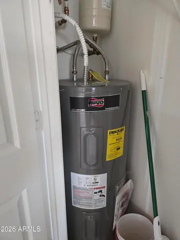 $249,000 | 14950 West Mountain View Boulevard, Unit 4211, Surprise, AZ 85374