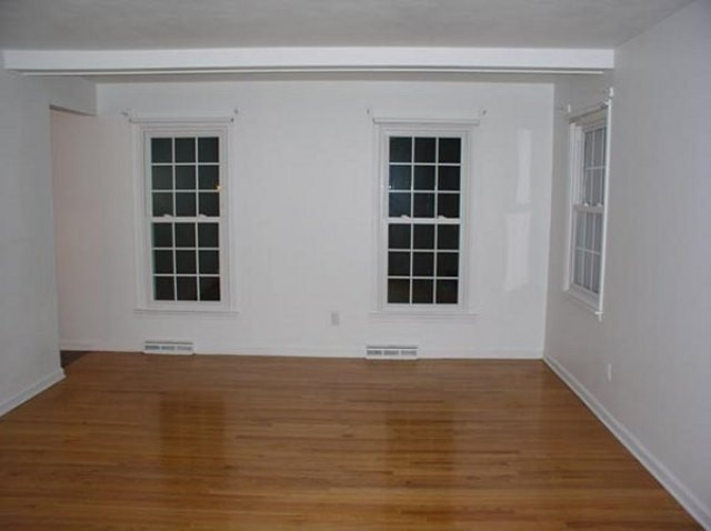 44 West Bayberry Road Bethlehem, NY 12077 - Photo 3 of 5 Photo 3