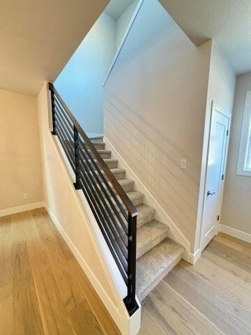 20237 Glen Vista Road Bend, OR 97703 - Photo 10 of 27 Stairway