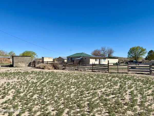 $310,000 | 20 Penrose Drive, Yerington, NV 89447