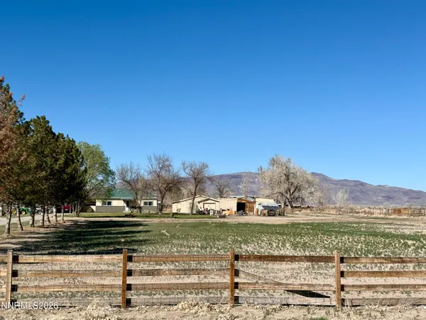 $310,000 | 20 Penrose Drive, Yerington, NV 89447