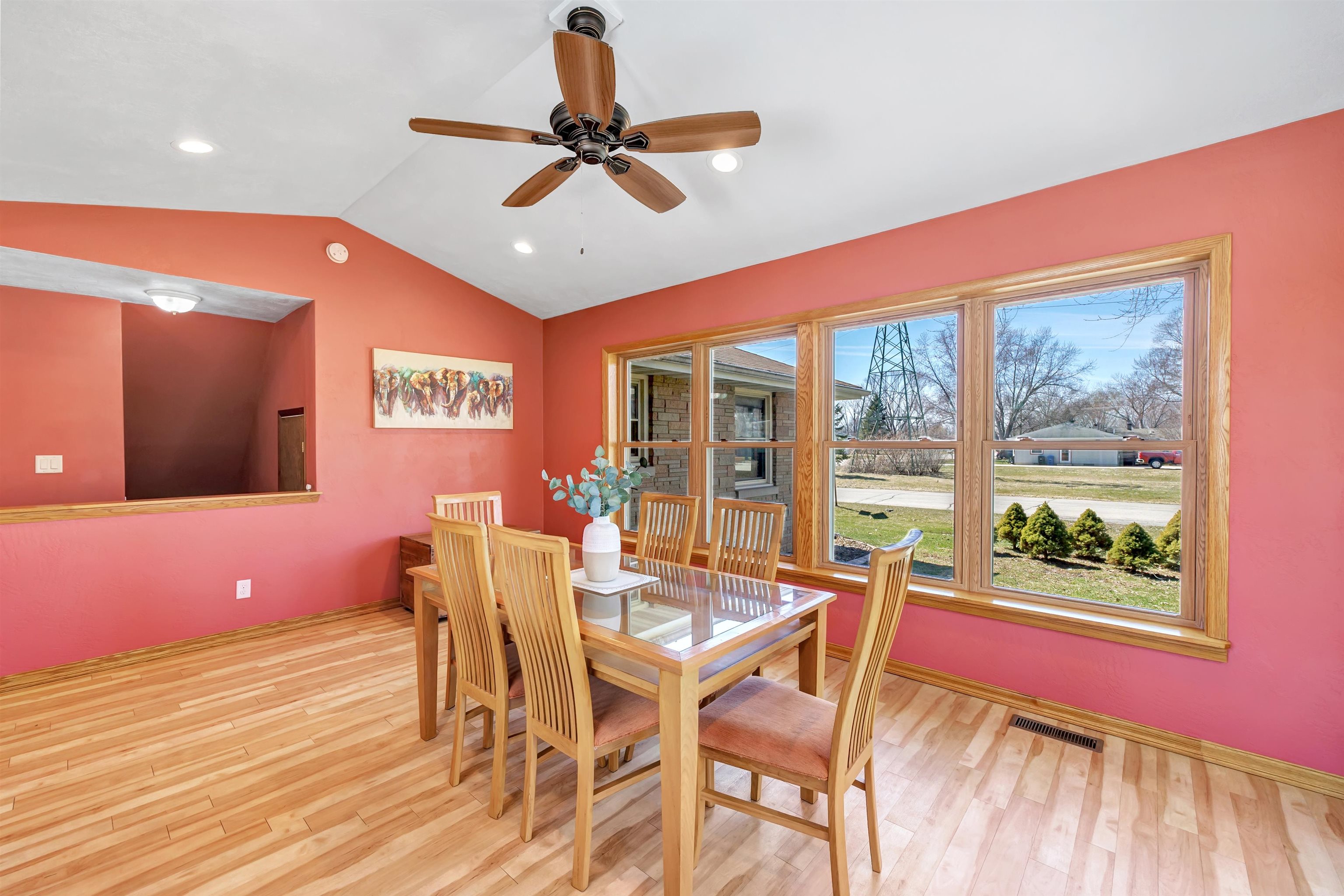 114 Wilson Avenue Appleton, WI 54915 - Photo 14 of 35