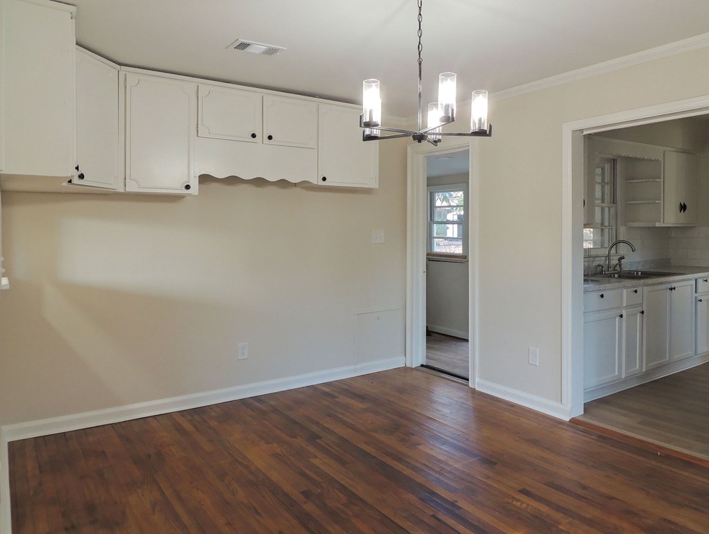 2218 Avalon Road Columbus, GA 31907 - Photo 12 of 31