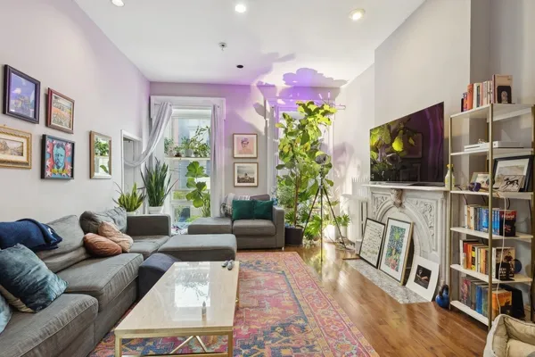 $3,650 | 243 Montgomery Street, Unit 2, Jersey City, NJ 07302