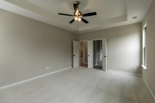 $394,900 | 290 St Andrews Drive, Oakland, TN 38060