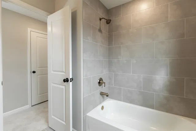 $394,900 | 290 St Andrews Drive, Oakland, TN 38060