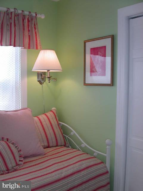 208 Valley Road Linthicum Heights, MD 21090 - Photo 24 of 37