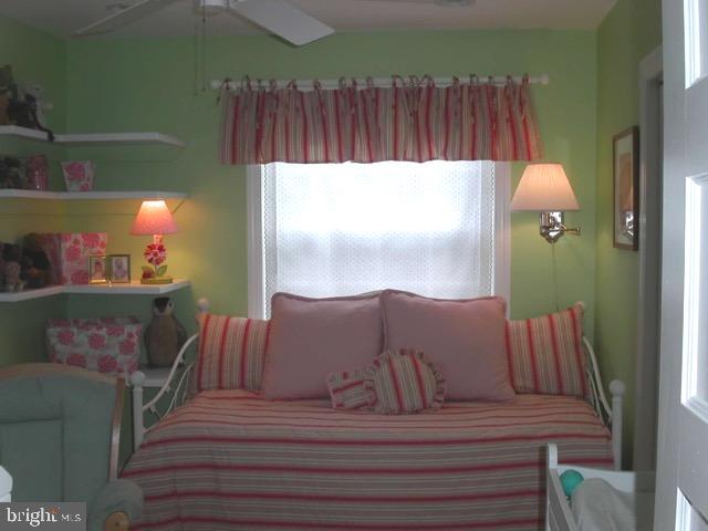 208 Valley Road Linthicum Heights, MD 21090 - Photo 26 of 37