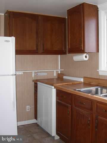 208 Valley Road Linthicum Heights, MD 21090 - Photo 31 of 37 Above Garage